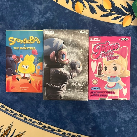 Pop mart set of three NEW IN BOX - Picture 1 of 1